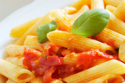 penne arrabbiate ai peperoncini Penne all'arrabbiata con peperoncini